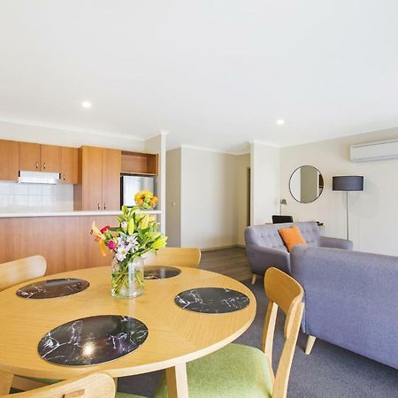 Quest Tamworth Aparthotel Exteriör bild