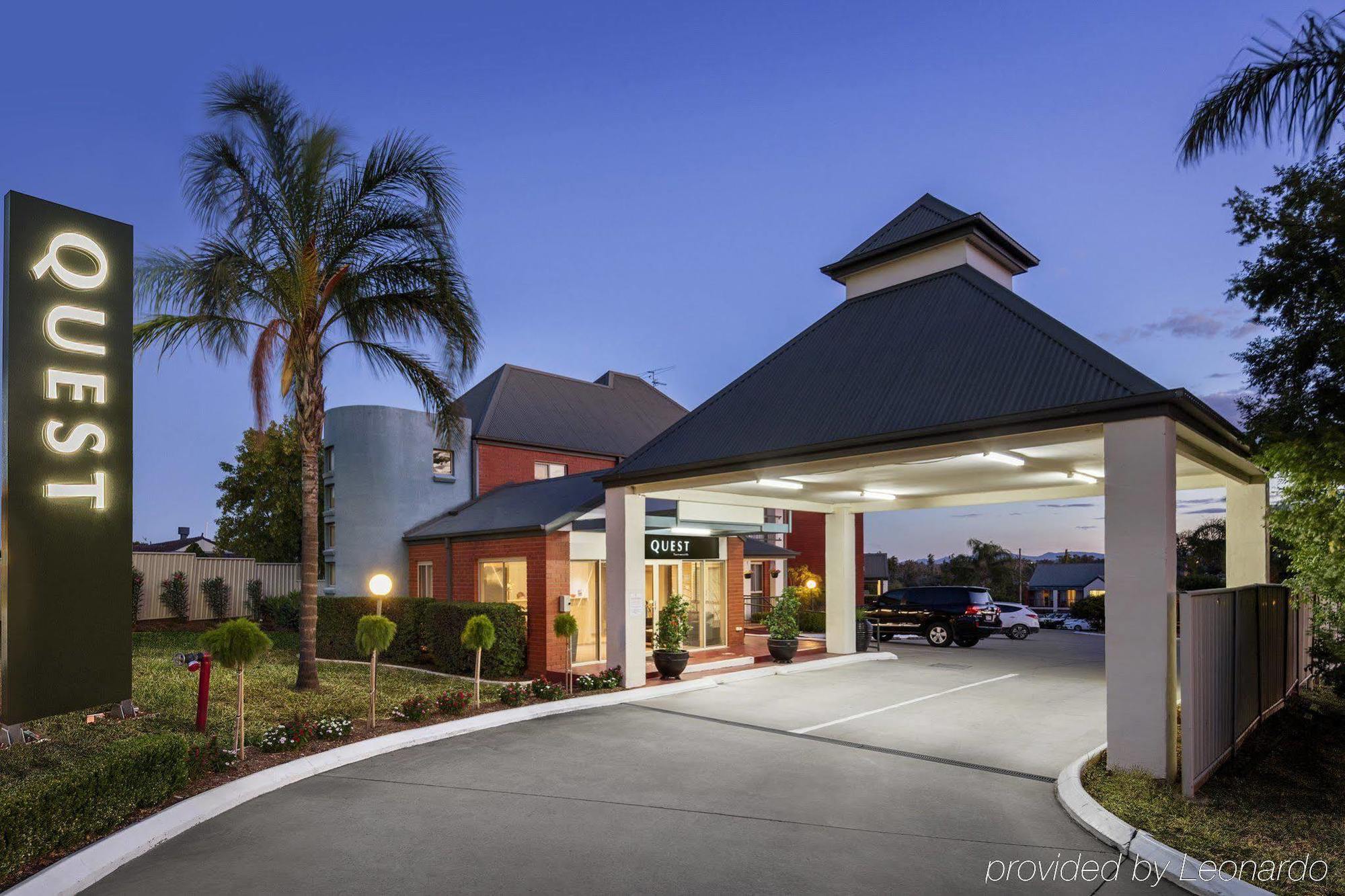 Quest Tamworth Aparthotel Exteriör bild